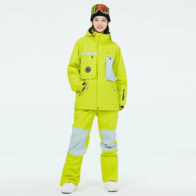 Female Outdoor Ski & Snowboard Jacket & Overalls 