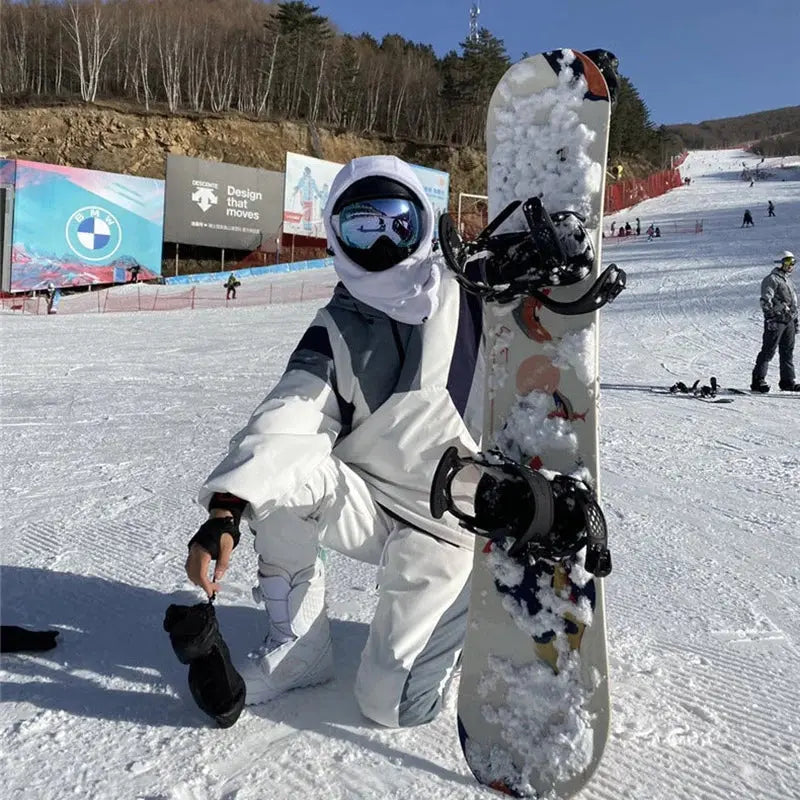 snowboard girl snowboarding women snowboarding outfit snowboard gear womens